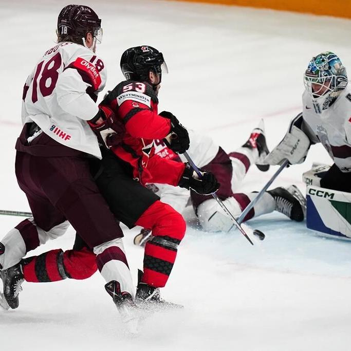 Adam Fantilli scores winner as Canada books place in gold medal game